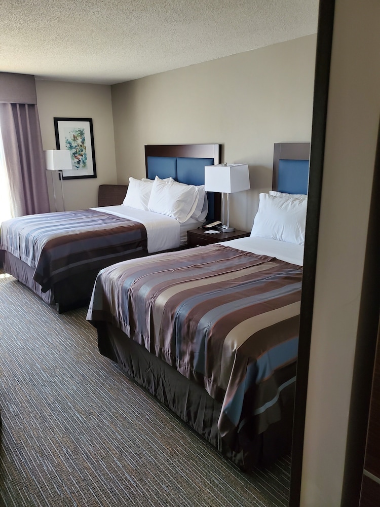 Deluxe Room, 2 Queen Beds, Accessible, Non Smoking (Bathtub) - Photo 1