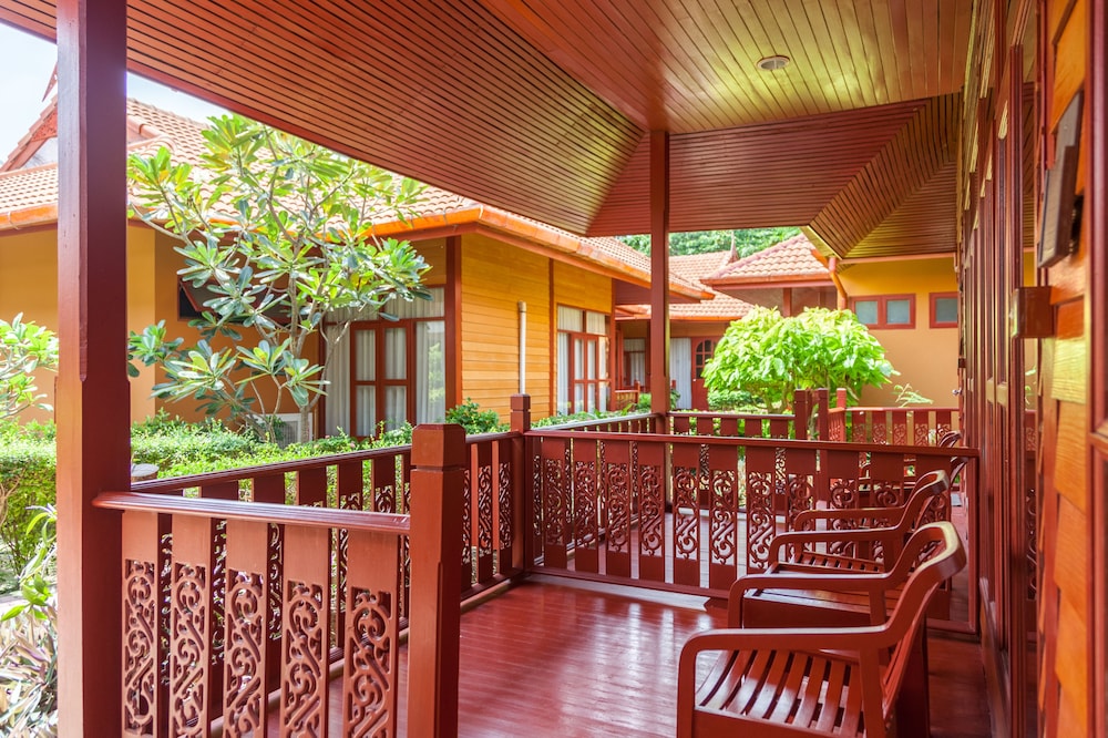 Superior Garden Bungalow - Photo 5