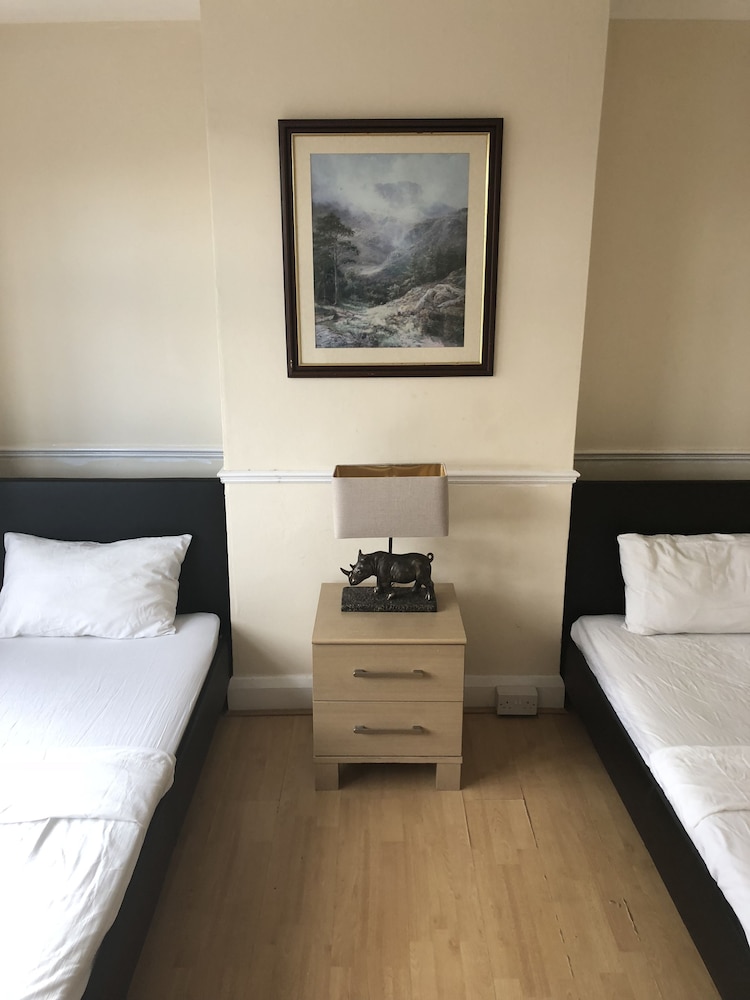 Superior Apartment, 4 Bedrooms, Non Smoking photo 2