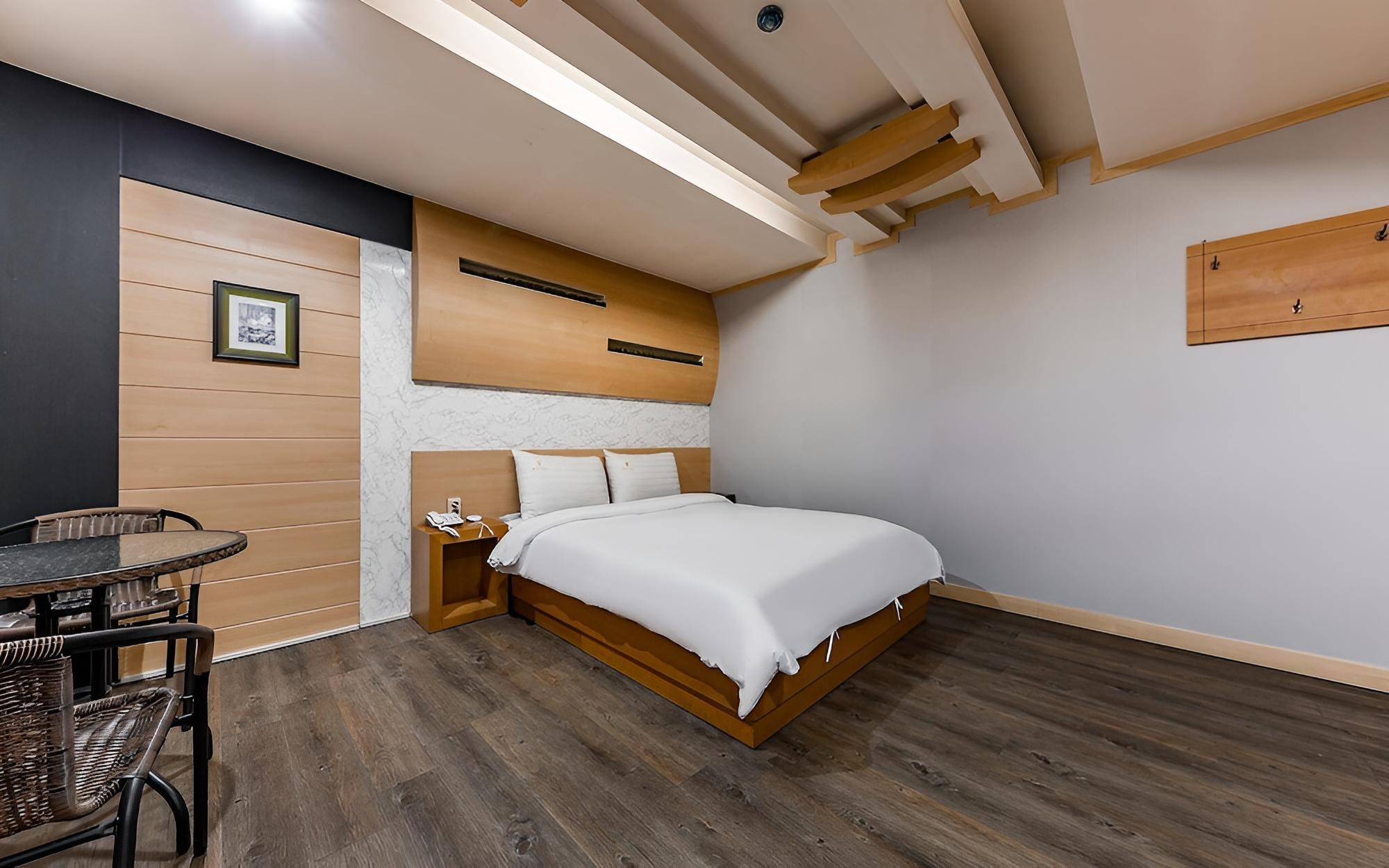 Room (Standard Room (Bed room 5000 won addi) - Photo 1