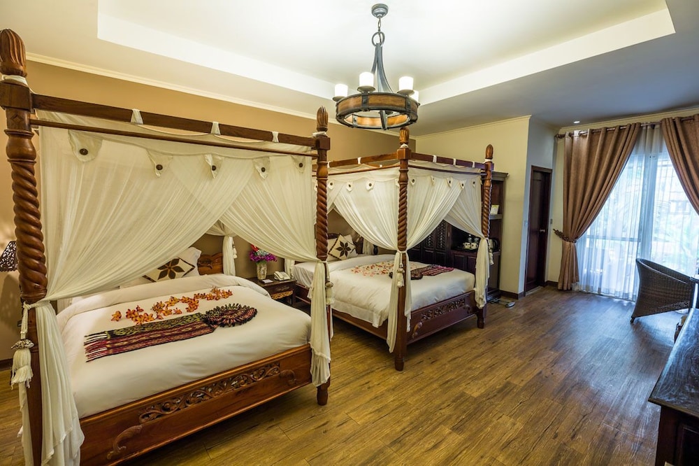 Deluxe Twin Room, Pool View photo 1