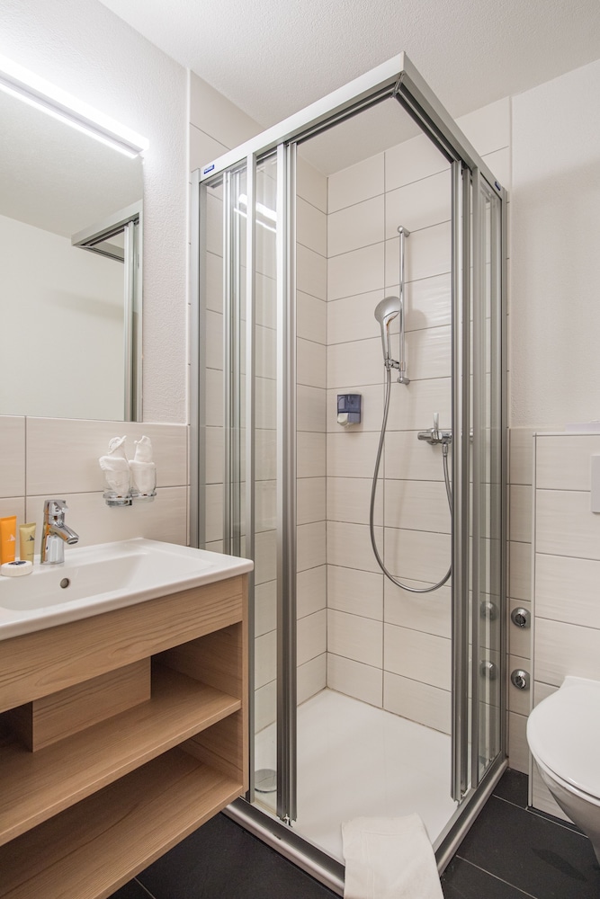 Alpine Triple Room Standard photo 3