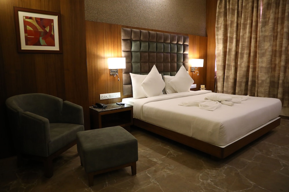 Honeymoon Suite, 1 Double Bed, Non Smoking photo 2