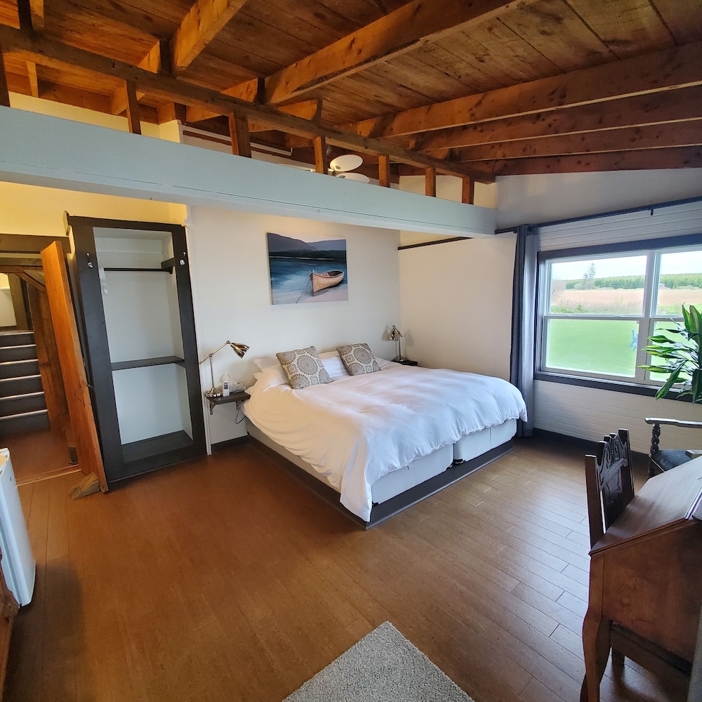 The Lookout Suite photo 3