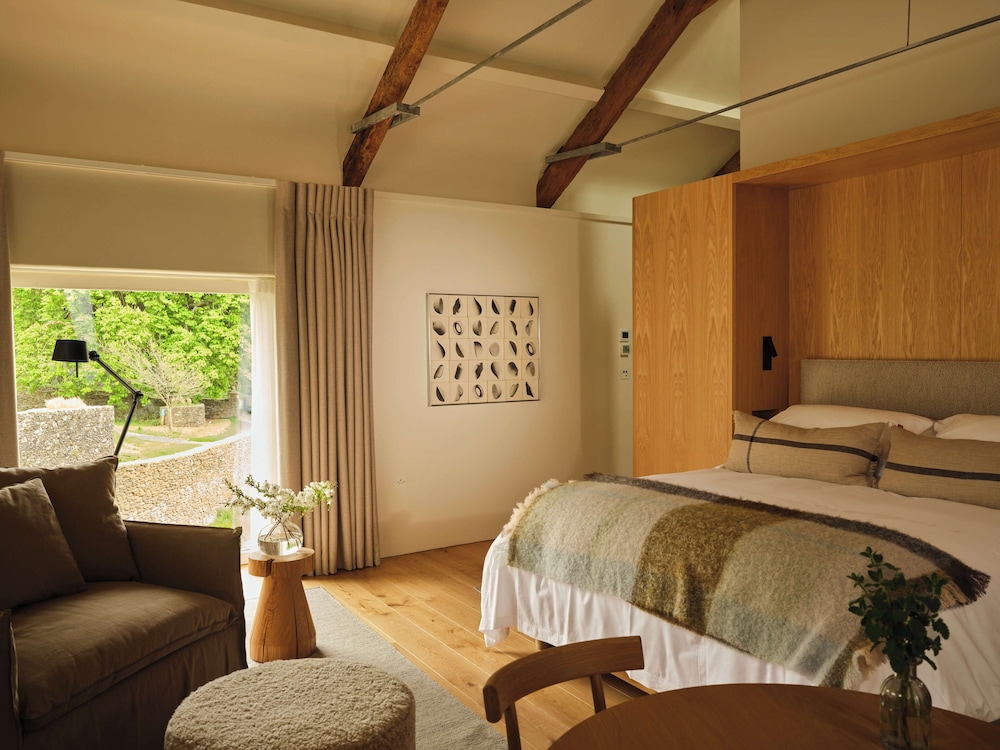 Suite, Resort View