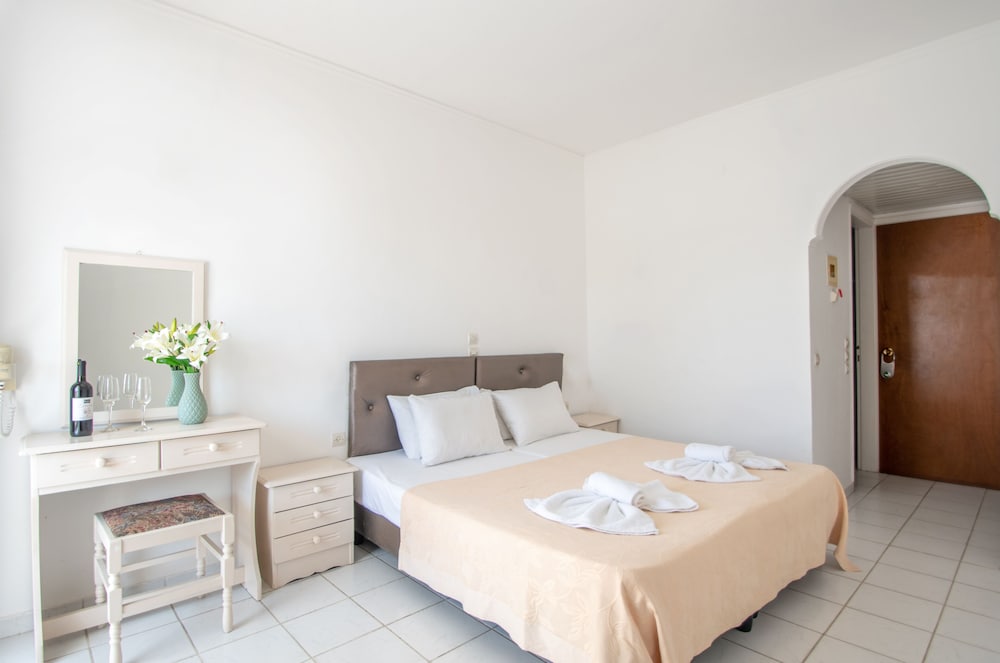 Double or Twin Room with Garden View