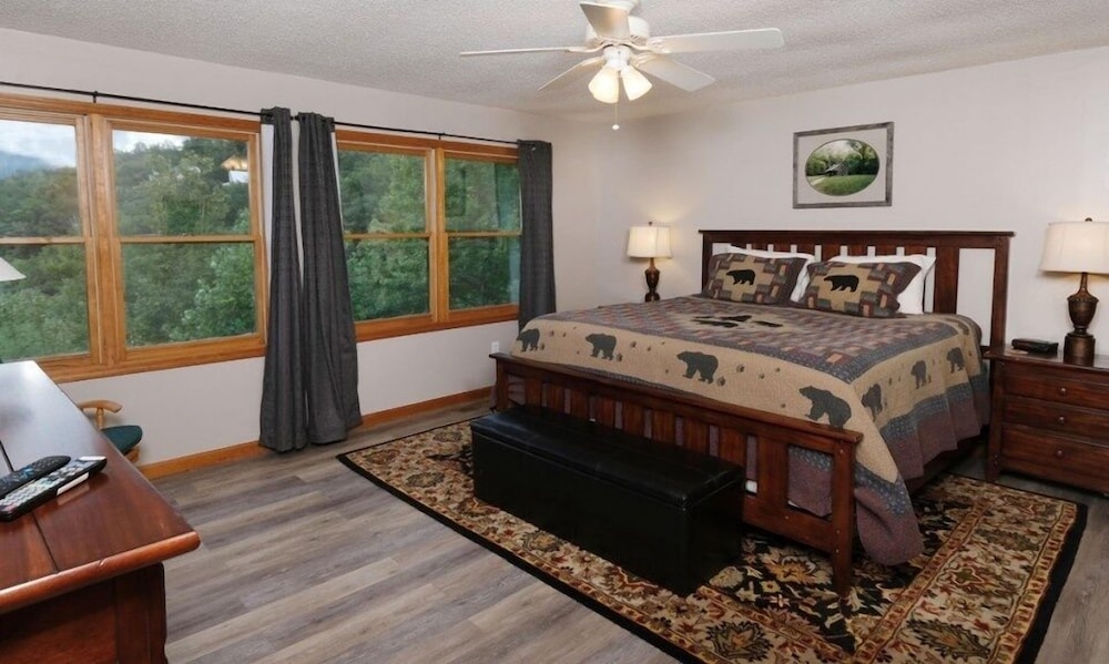 House, 2 Bedrooms