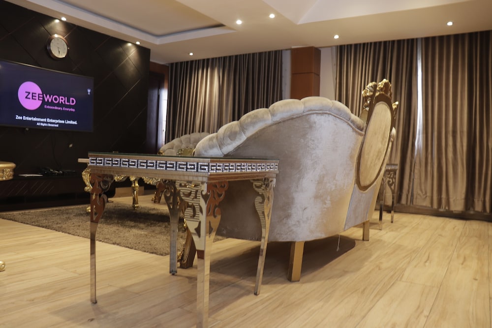 Presidential Suite photo 3