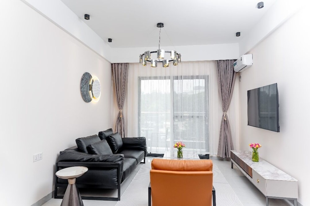 Deluxe Apartment, 1 Bedroom, Balcony, City View photo 3