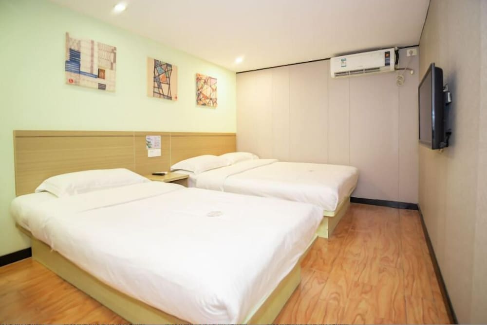 Comfort Twin Room photo 3