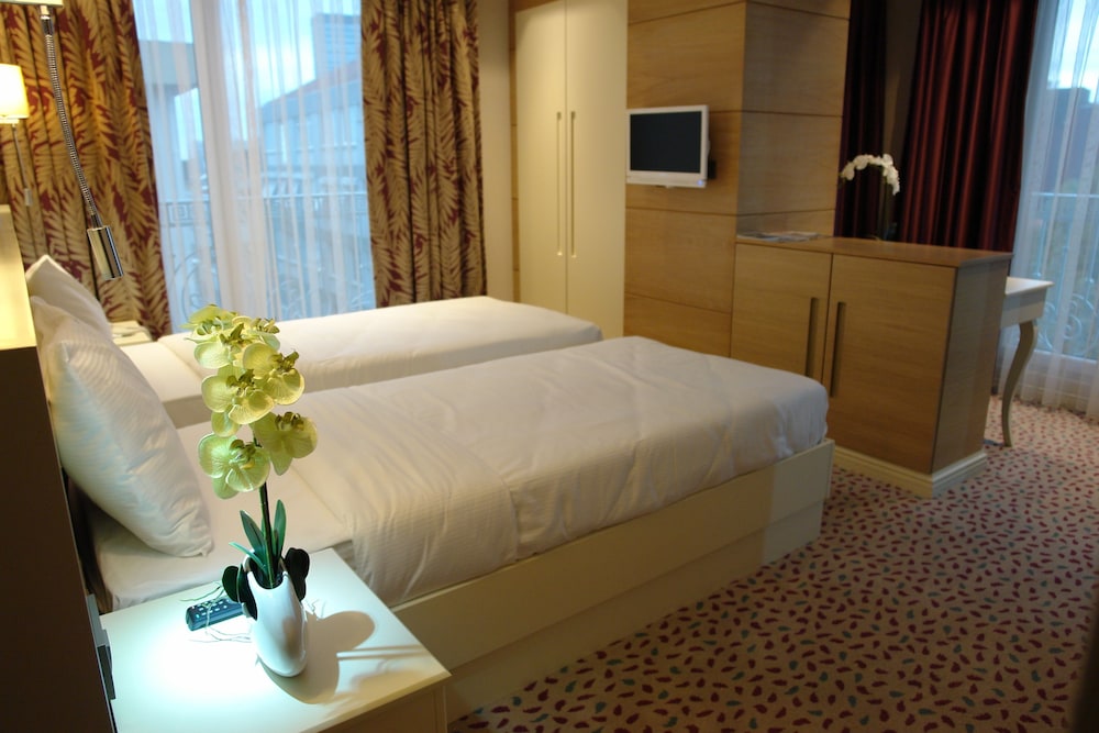 Standard Room photo 1