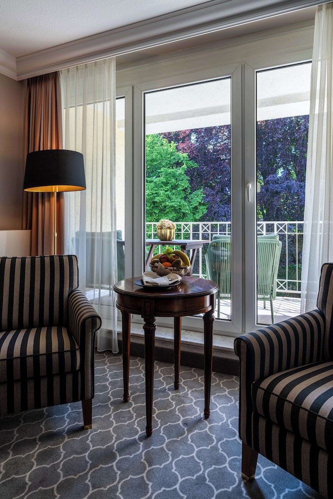 Superior Room, 1 Double Bed (Converts to 2 Twin Beds;Shower Only) - Photo 7
