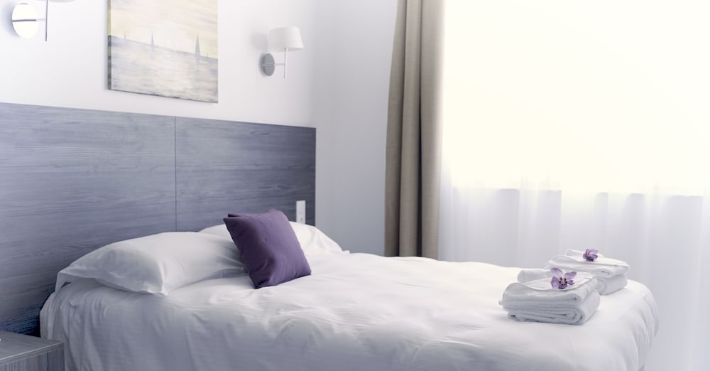 Classic Double Room - Photo 4