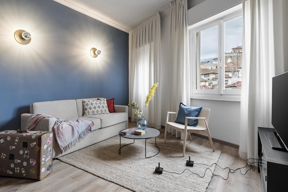 Comfort Apartment photo 1
