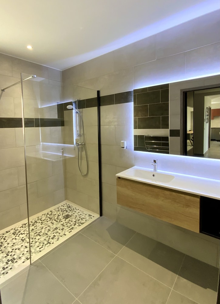 Superior Apartment photo 2