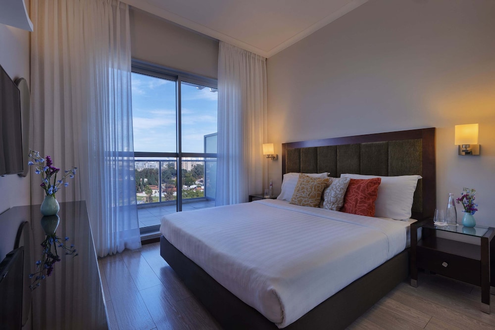 1 Bedroom With Balcony photo 1