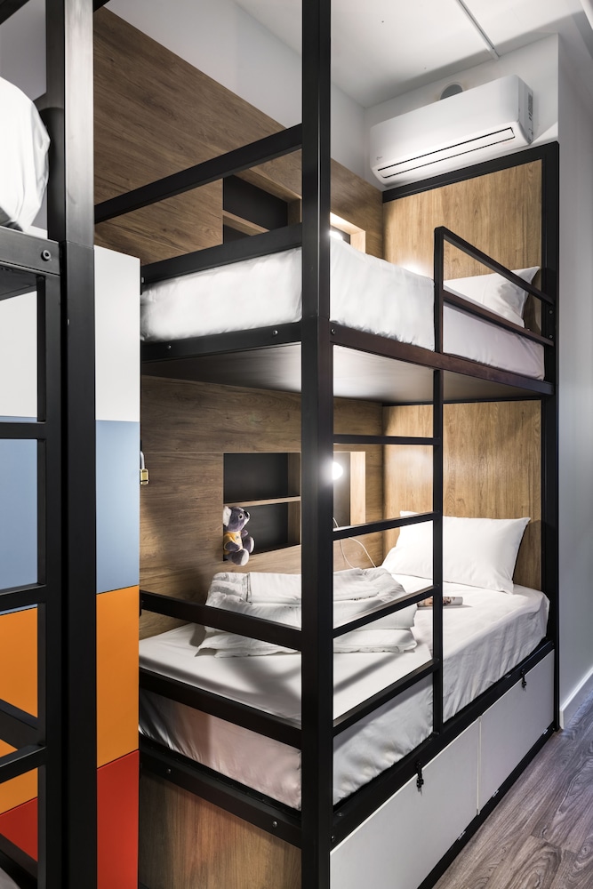 Good Shared 8 Room - Private En-suite photo 3