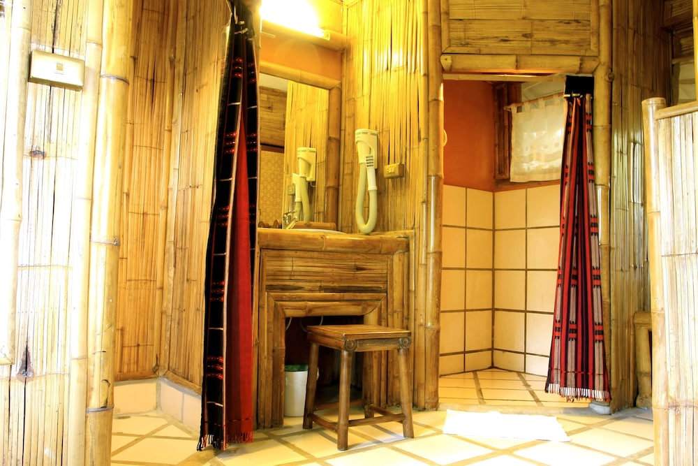 Cottage (Bamboo) - Photo 7