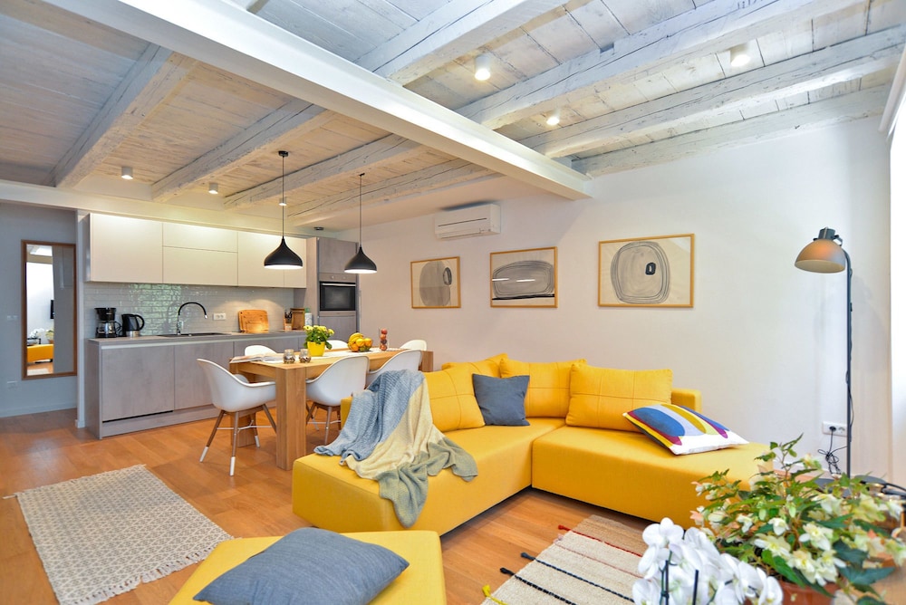 Standard House, 2 Bedrooms (0438)