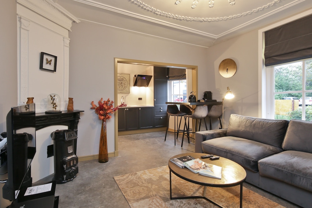 Comfort Suite (Golden Suite)