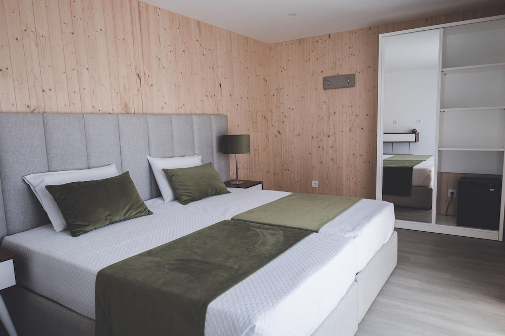 Suite, Mountain View photo 2