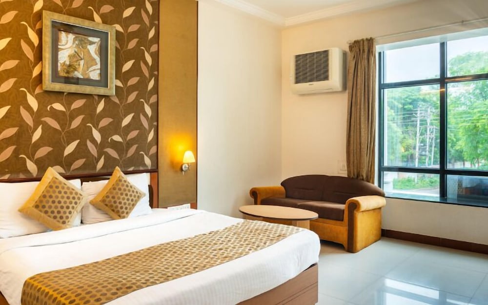 Executive Double or Twin Room, City View