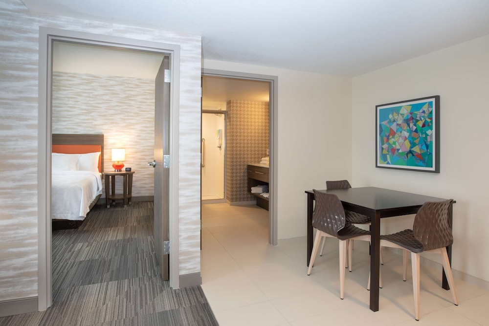 Suite, 1 Bedroom, Non Smoking - Photo 1