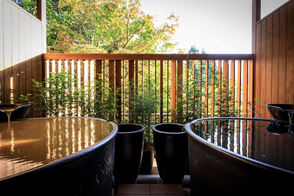 Japanese Western Suite WAKO w/2 Open Air Bath, Non smoking - TEPPAN Meal in restaurant "Chefs room"