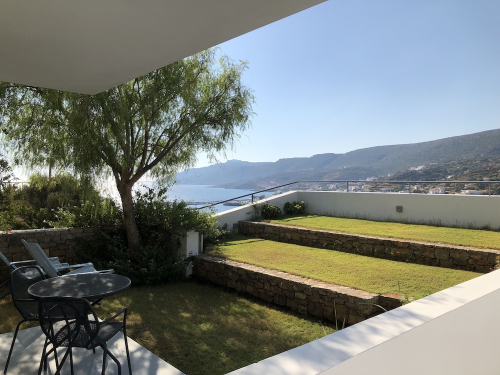 Comfort Double Room, 1 King Bed, Non Smoking, Sea View photo 1