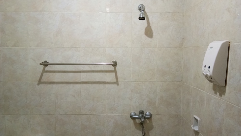 Standard Room - Photo 5