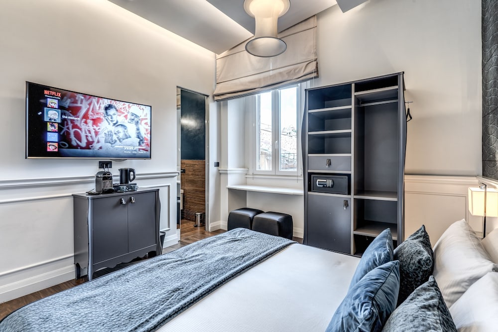 Standard Double or Twin Room photo 1