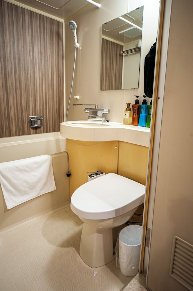 Standard Twin Room, Non Smoking - Photo 4