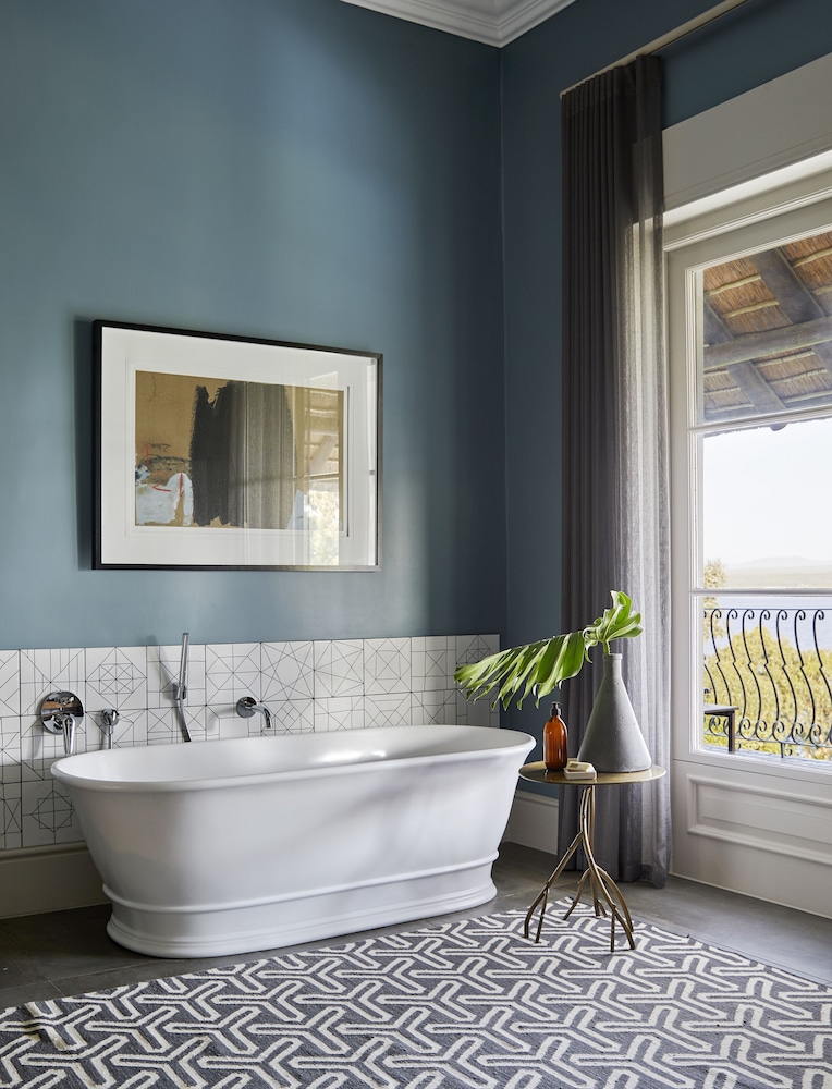 Waterfall Suite photo 2
