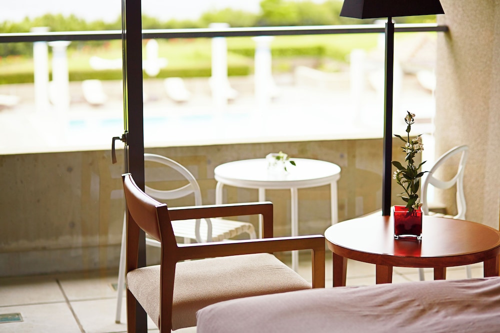 Standard Twin Room - Photo 2