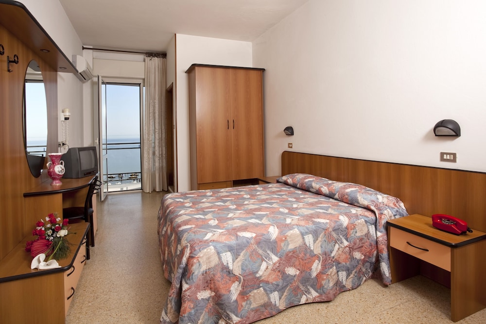 Quadruple Room photo 1