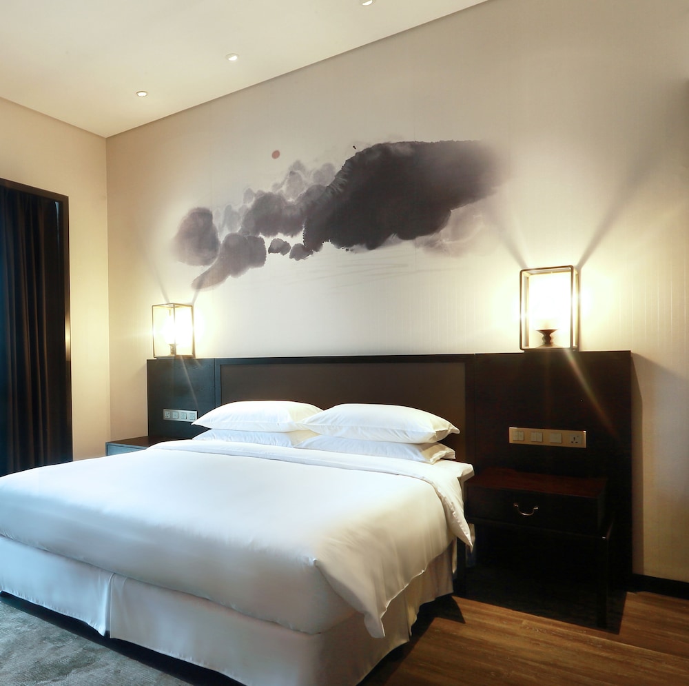 Superior Double Room, meat products are not allowed, proof of marriage is required for couples. photo 2