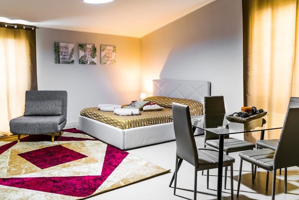 Deluxe Room, City View photo 1
