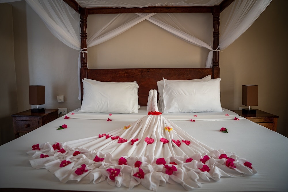 King Room with Pool View