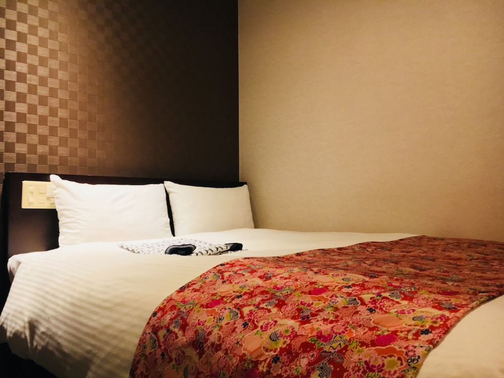 Double Room (12sqm), Non-Smoking photo 2