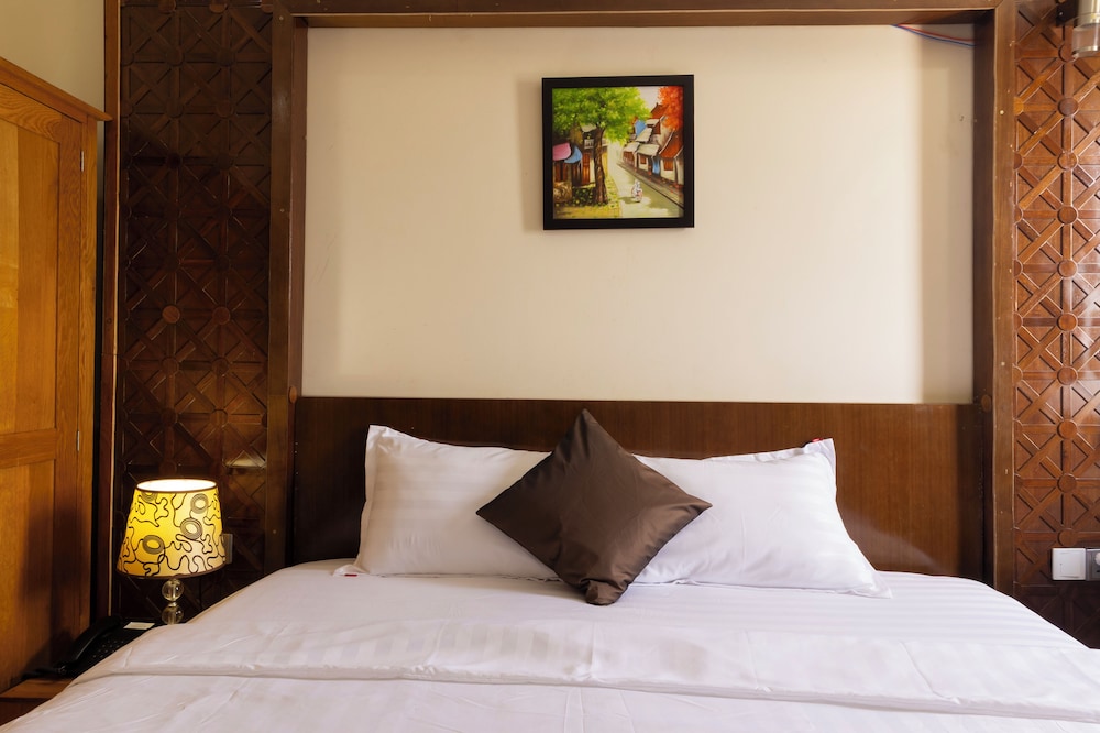 Standard Room, City View photo 3