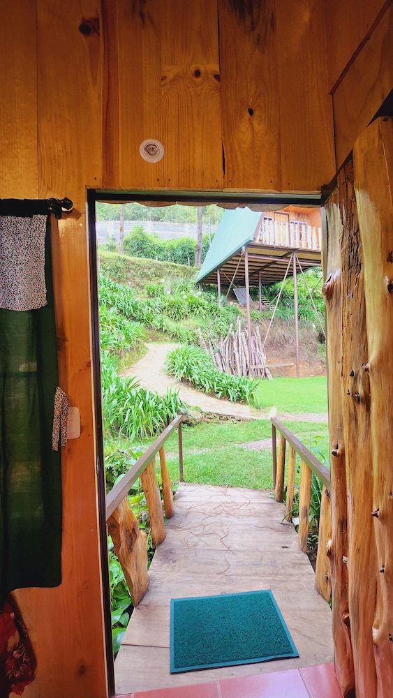 Traditional Cabin, Patio, Garden View photo 2