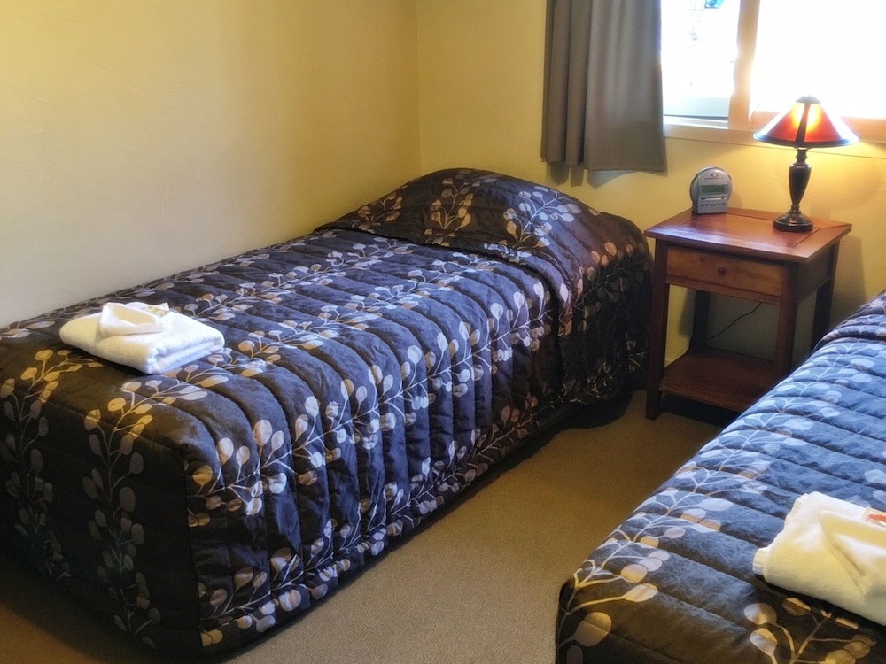 Superior Two Bedroom (Sleeps 5) photo 2