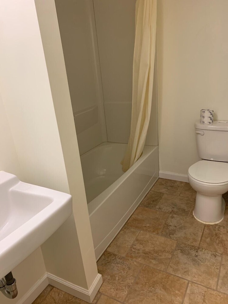 Single Room, 1 King Bed, Non Smoking - Photo 8