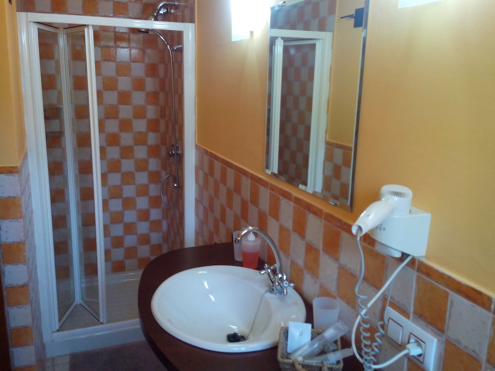 House, 6 Bedrooms, Private Pool photo 3