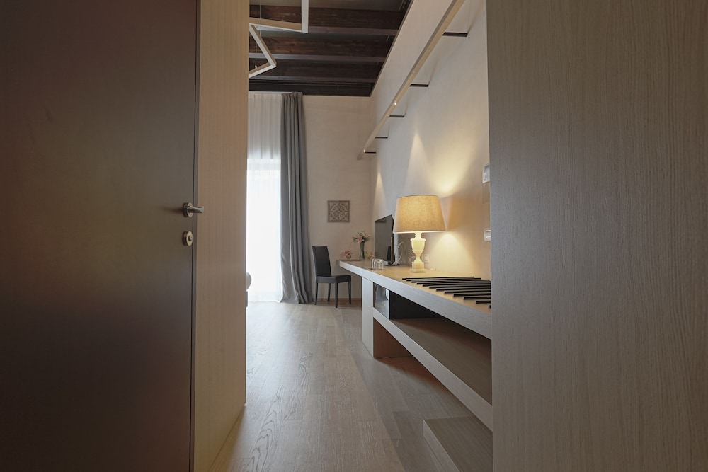Deluxe Room, Accessible