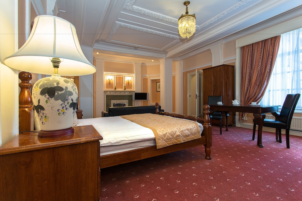 Executive Double Room - Photo 5