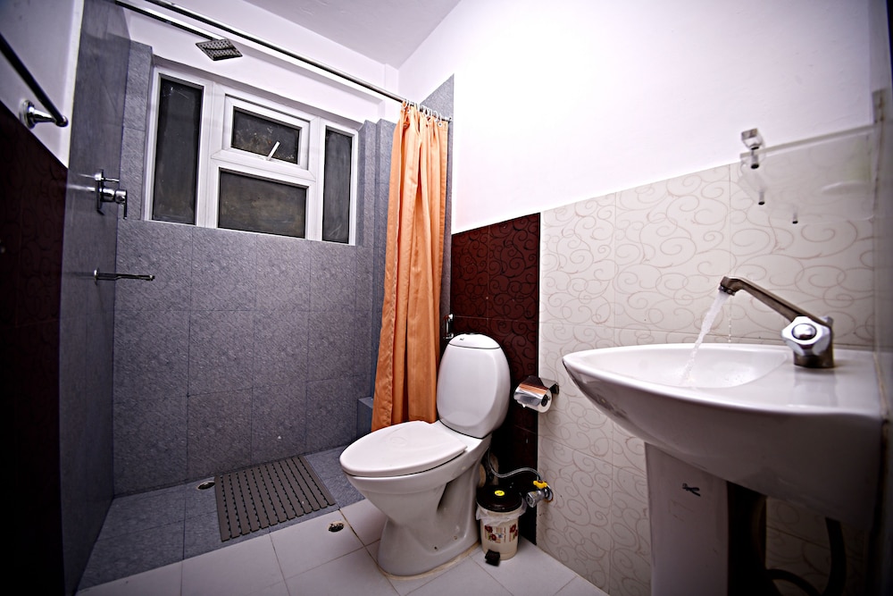 Deluxe Triple Room - Photo 27
