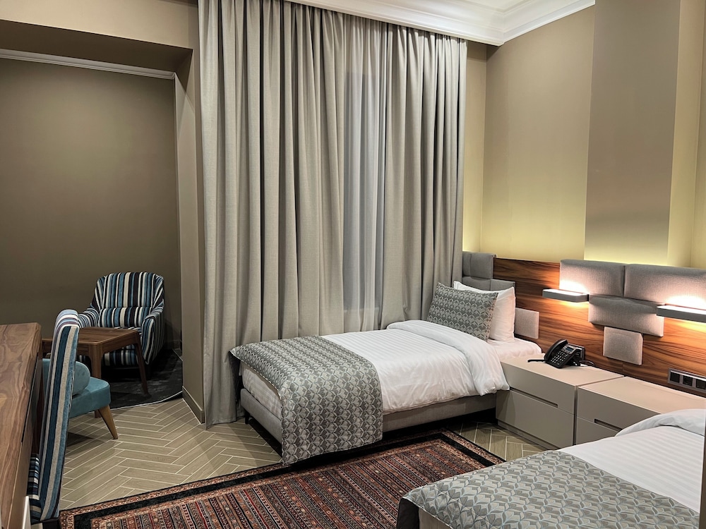 Superior Twin Room No Window