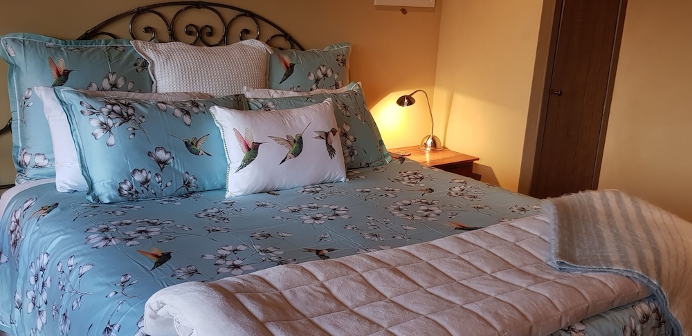 Luxury Cottage, 1 Bedroom, Ensuite, Garden View photo 3
