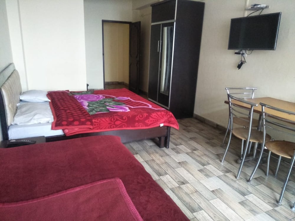 Deluxe Quadruple Room - Photo 1
